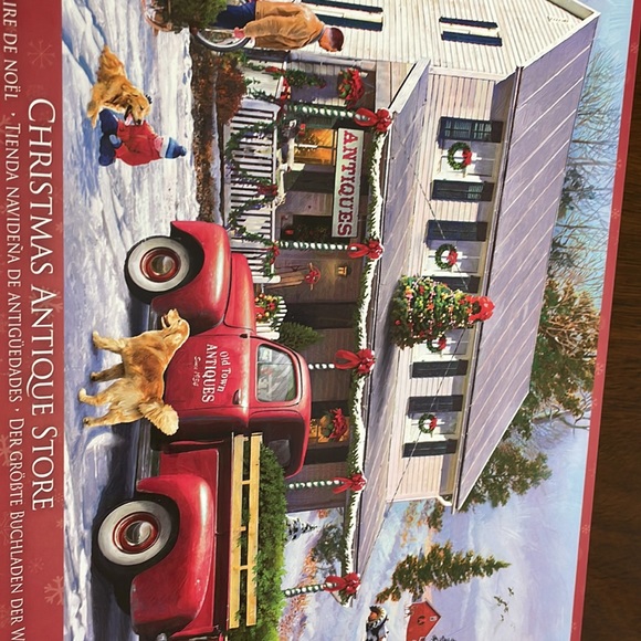 Eurographics 1,000 piece Christmas antique store puzzle - Picture 3 of 10
